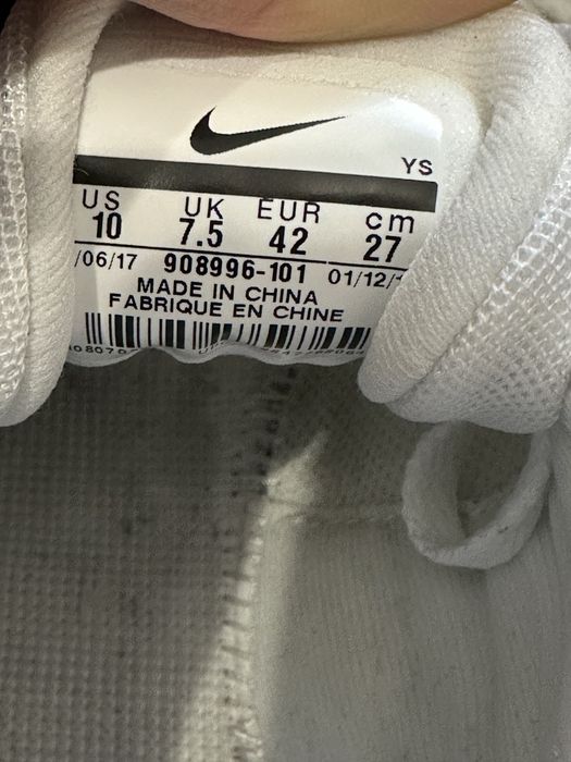 Adidasi Nike marimea 42