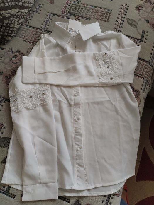 Школьная блузка новая