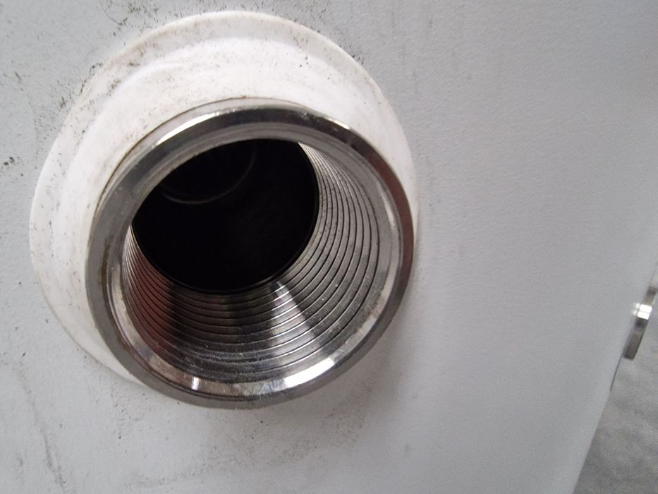 300л неръждаем бойлер хромникелов с голяма серпентина за термопомпа