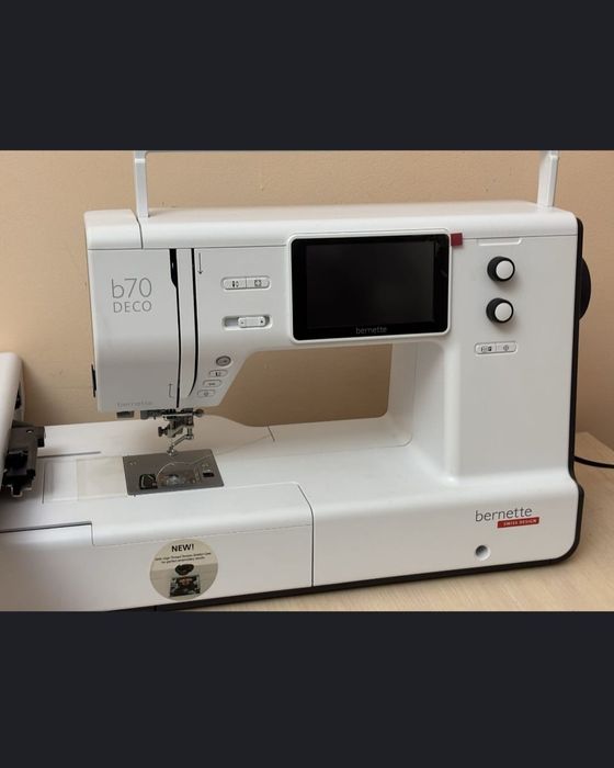 Машинка Bernette B70Deco вышевальная машина