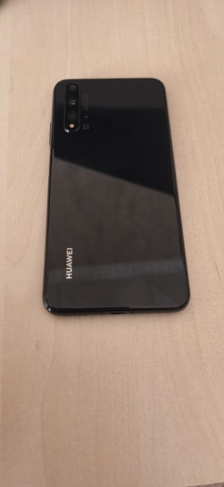 ПродавамHuawei nova 5t