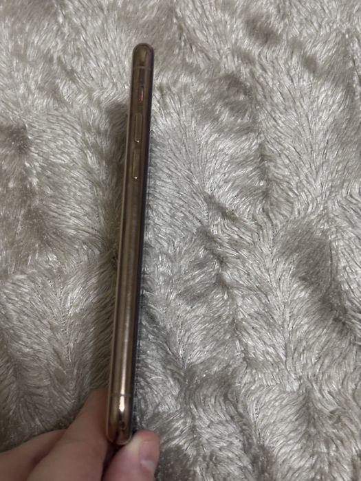 Iphone 11 pro, золотого цвета