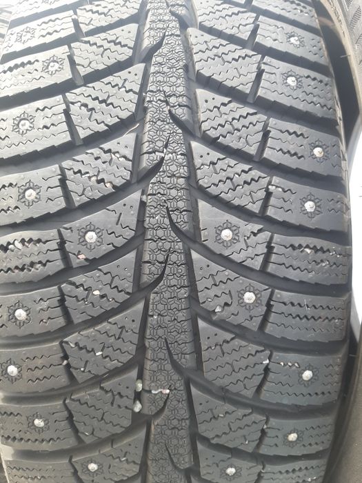 Продам шины. 215/55/17