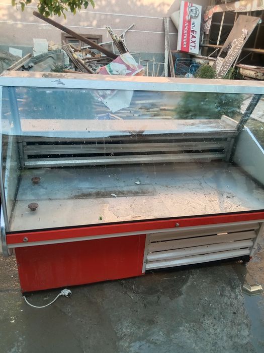 Холодильник Витрина инвектор