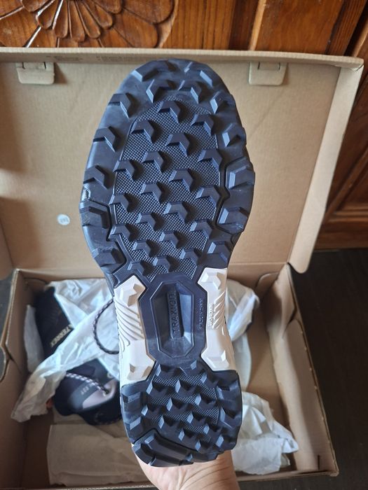 ЧИСТО НОВИ Adidas Terrex 39 1/3 (24.5 см) - Добрич