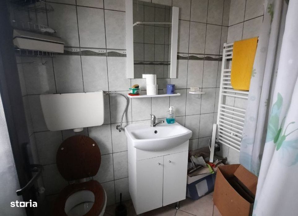 Apartament  2 camere Roznov , 85 metri, etaj 1 Cod:157806