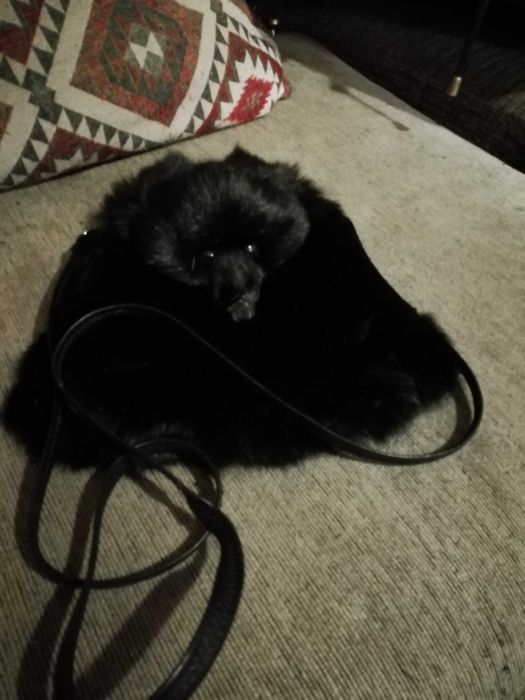 Луксозна кожена дамска чанта кожа –черна  лисица, форма лисичка