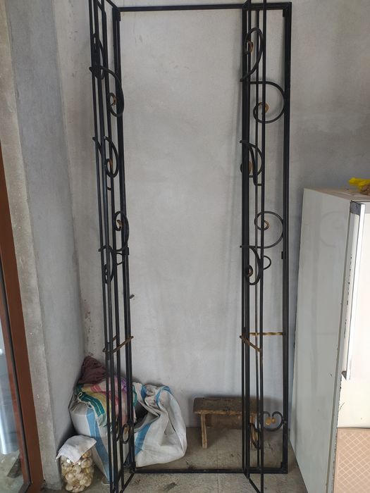 Решетка для двери