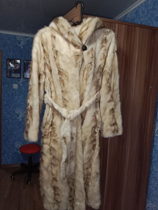 Срочно, продам натуральную шубу