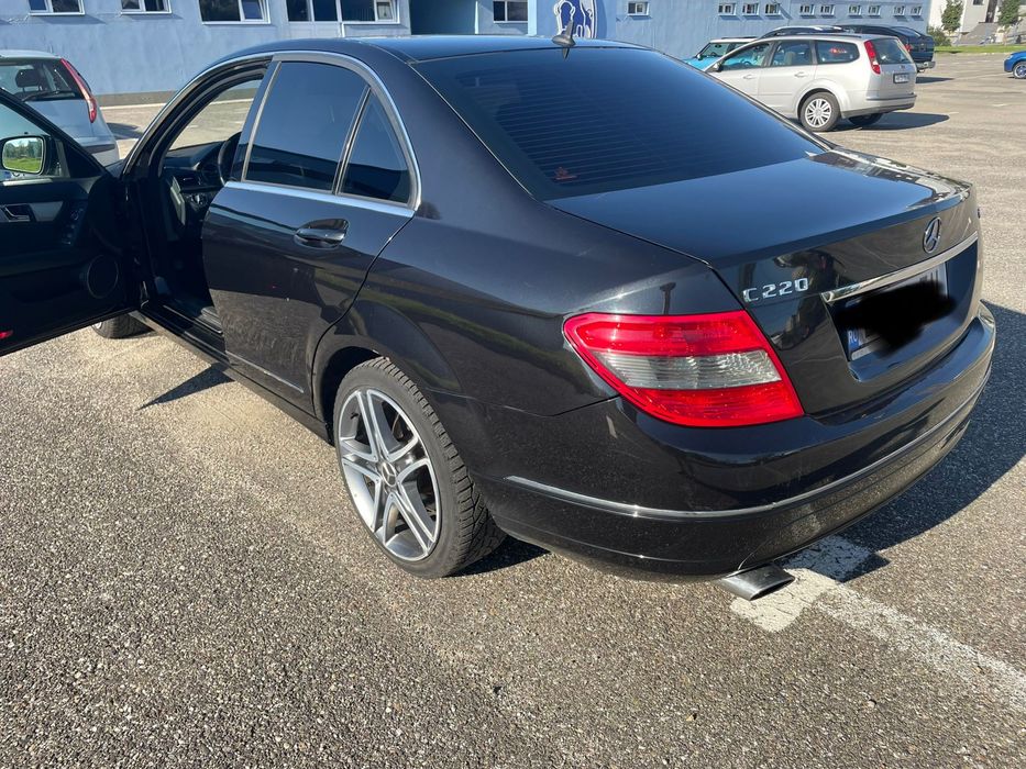 Vand Mercedes C220