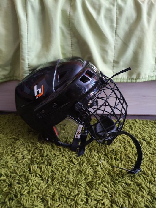 Хокейна каска hejduck