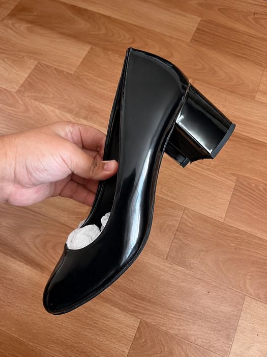 Продам туфли 37-38