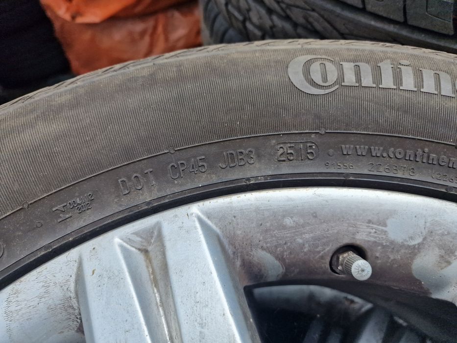 Гуми с Джанти за Audi Q7 235/60 R18 Continental
