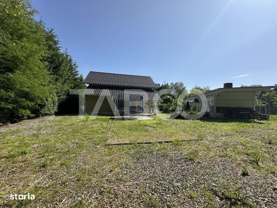 Casa de vacanta moderna Valea Avrigului teren 1108 mp dotari premium