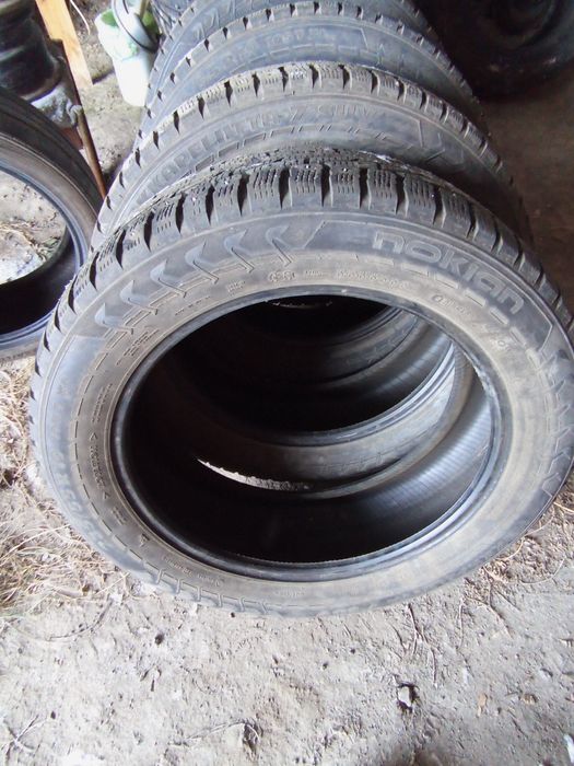 шины комплект 235/55/19