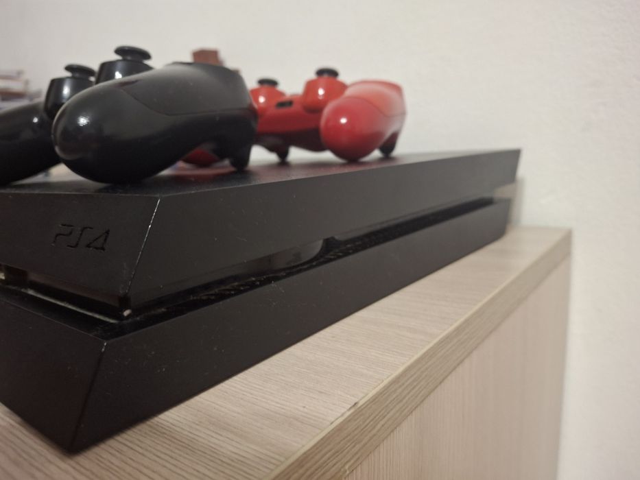 Playstation 4 FAT б/у