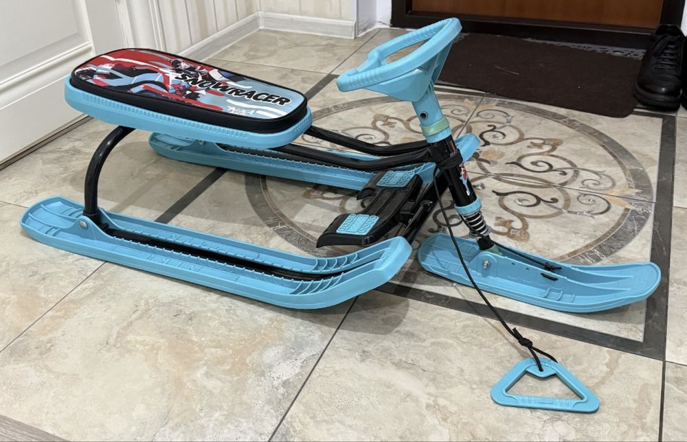 Продам снегокат (санки с рулем)