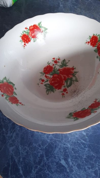 Продам   тарелки