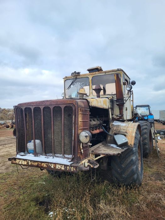 Продам трактор К700