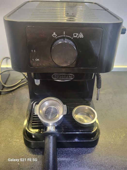 Кафемашина Delonghi EC230BK 1100W 15 BAR