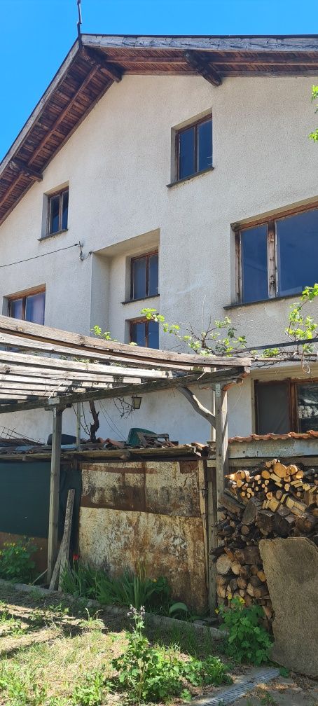 Продава къща , Костенец с. Костенец • OLX.bg