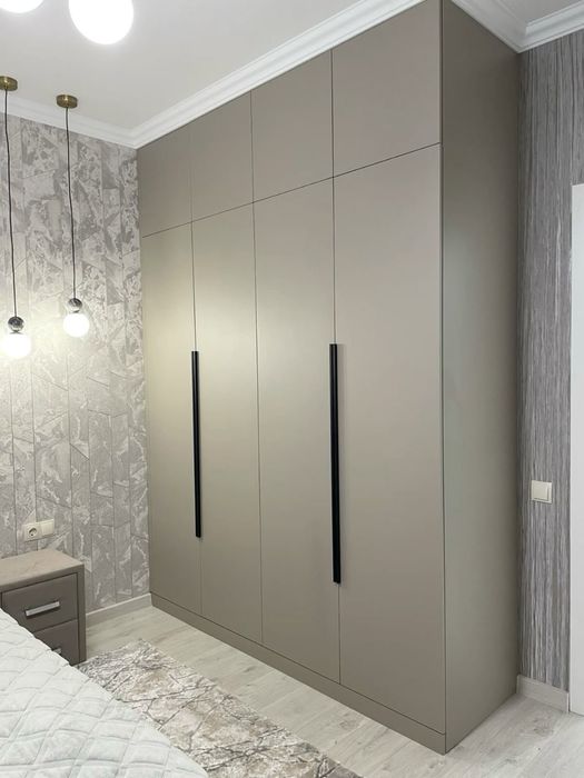 Zakaz shkaf yasimiz istalgan razmerda 5 ish kunida bitadi !