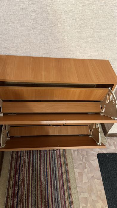 Тумба для обуви, обувница