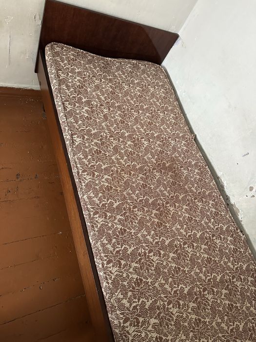 Отдаю даром мебель