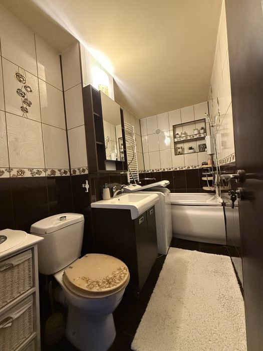 Apartament de inchiriat