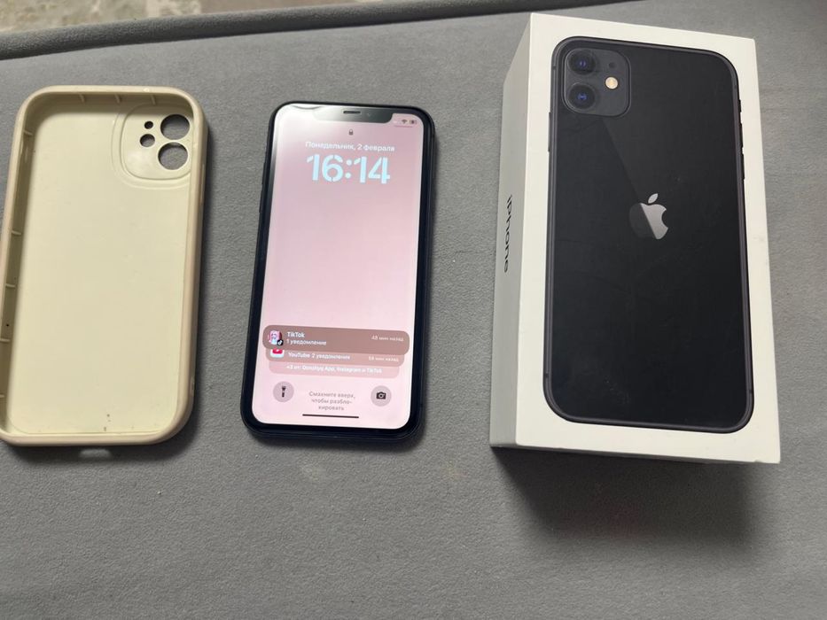 Продам iPhone 11
