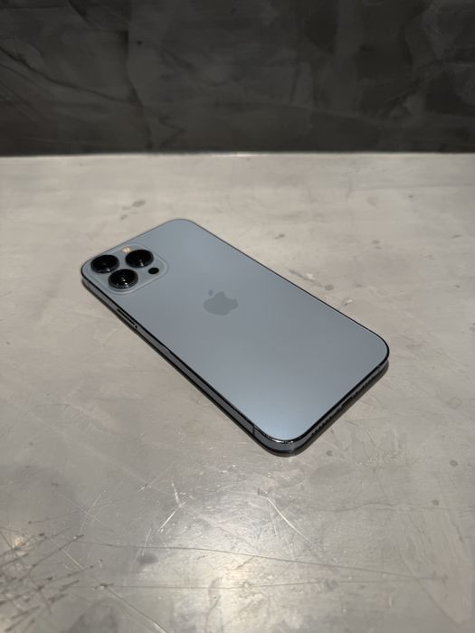 КАТО ЧИСТО НОВ Iphone 13 Pro Max Sierra Blue