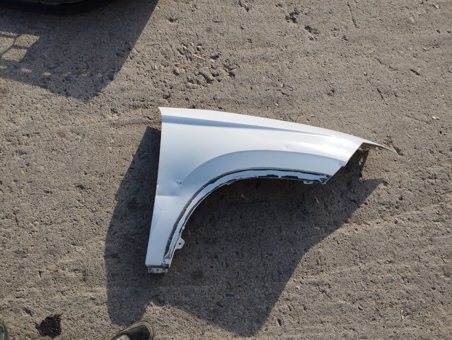 Преден калник за seat Leon 2011 година