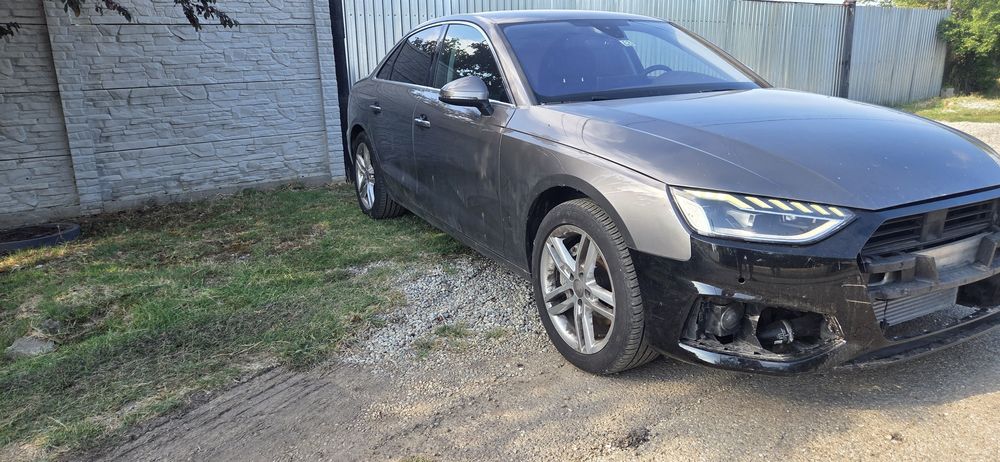 Audi A4 40 tfsi  avariat