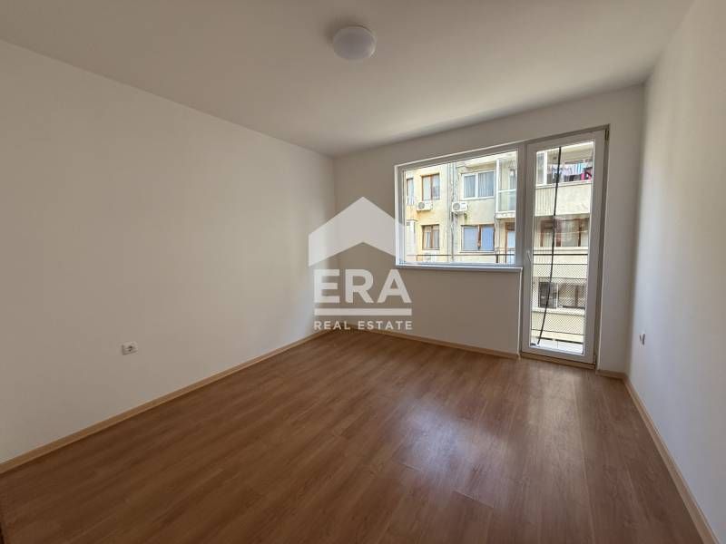 Дава се под наем Двустаен апартамент в Варна, Лятно кино Тракия - 52 кв.м за 368 € - Снимка #3