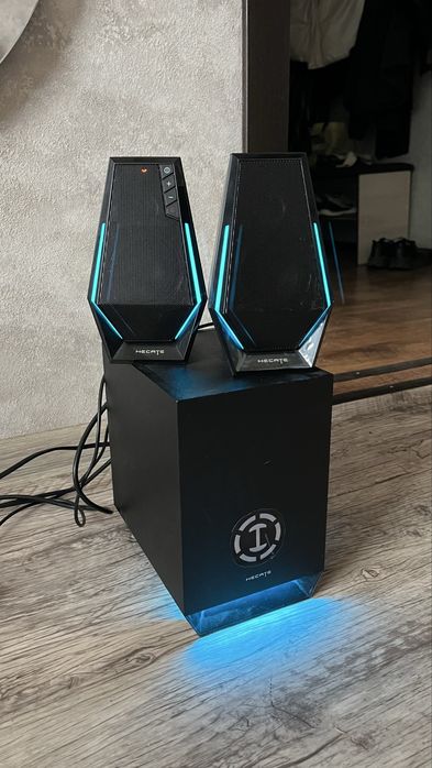 Продам Акустическую систему Edifier