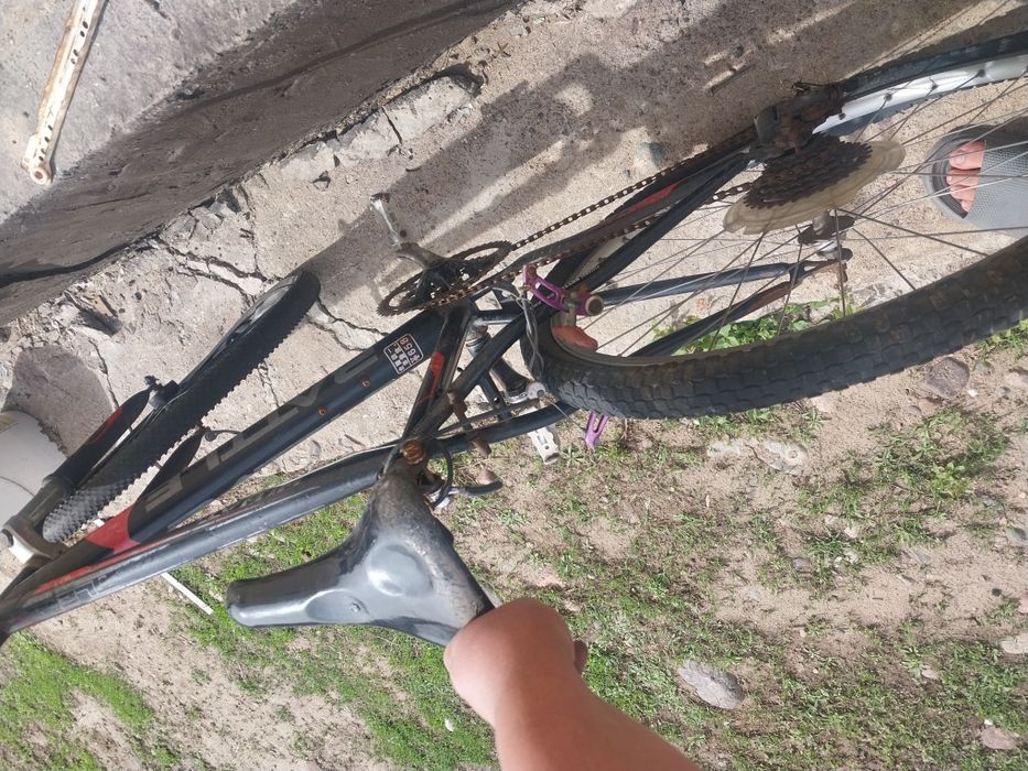 Продам велик два диски