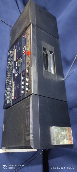 Магнитола Sharp HK-9000 , в отличном состоянии