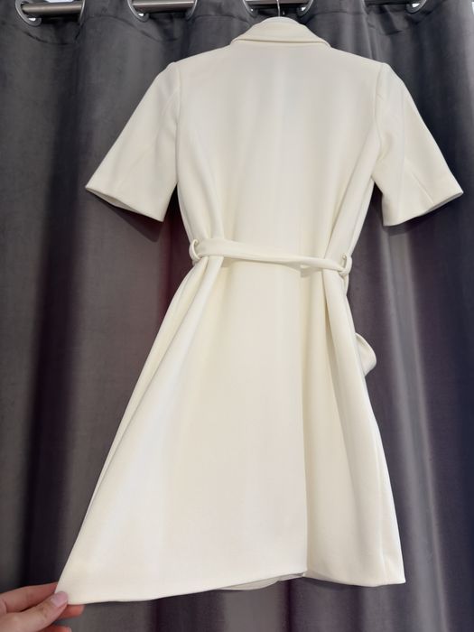 Rochie tip sacou Reserved, masura XS, corespunde cu S, noua fara eticheta