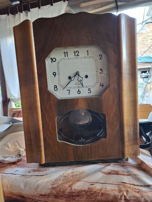 Часовник,,Янтарь-Jantar" сделано в СССР, made in USSR. МЕХАНИЧЕН