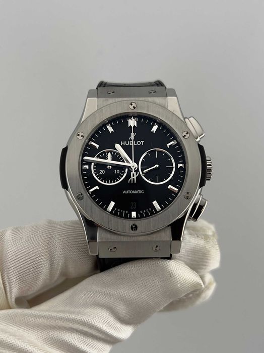 Наручные часы  Hublot Classic Fusion