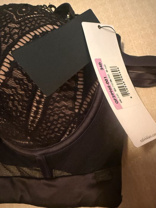 Calvin Klein нов сутиен