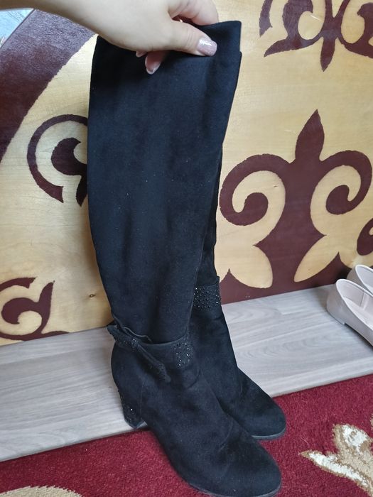 Продам  женскую обувь