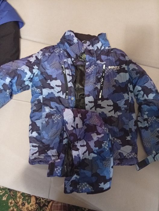 Продам пальто на мальчика