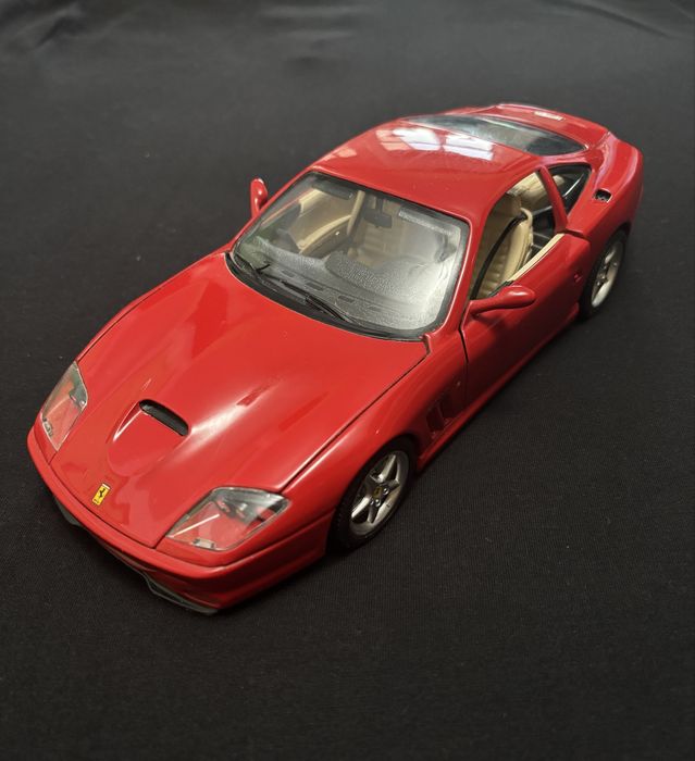 Macheta Bburago 1:18 Ferrari 550 Maranello
