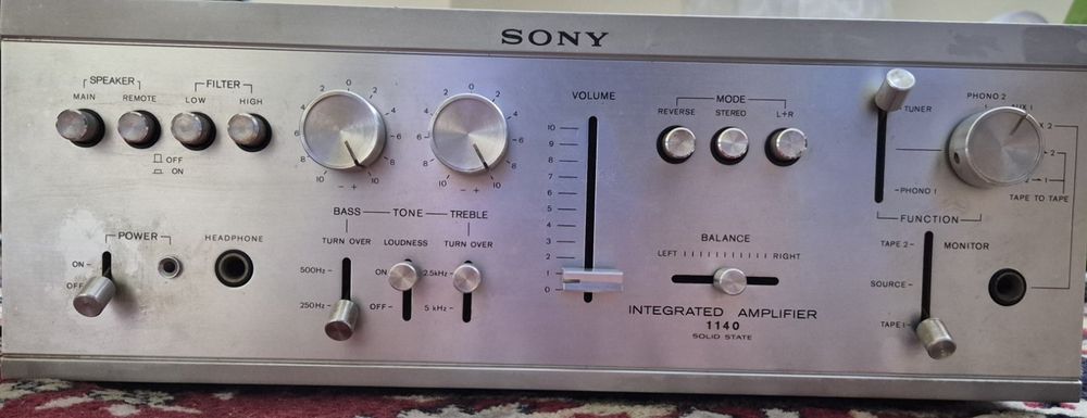 Vintage Sony TA-1140 220v