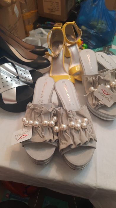 Отдам недорого обувь