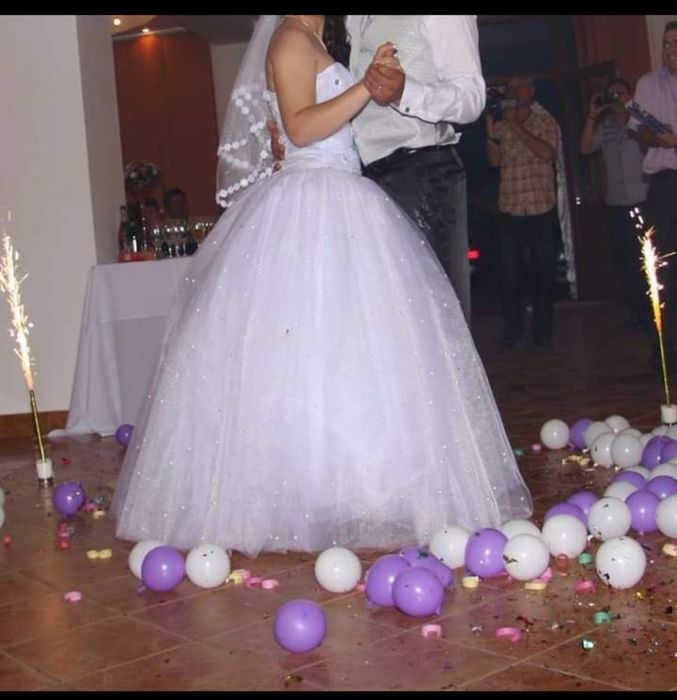 Rochie de mireasa printesa