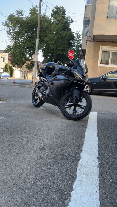 Yamaha yzf r125 custom