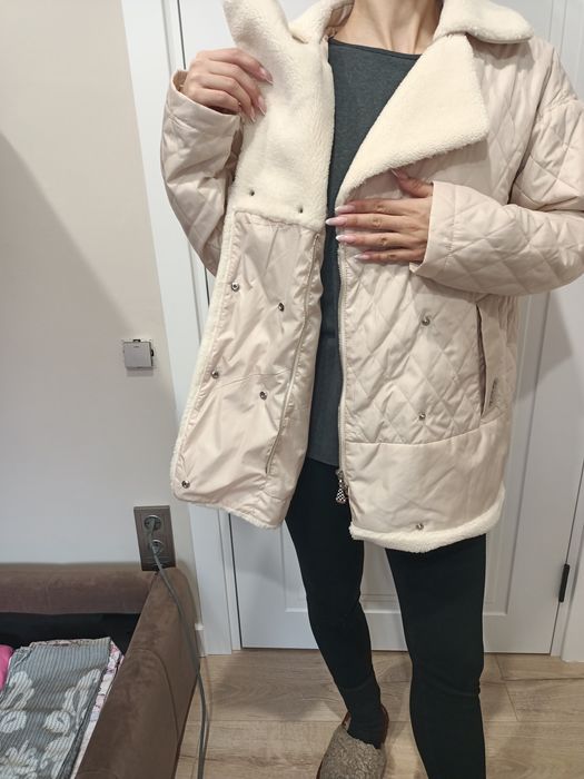 Белая демисезонная куртка
