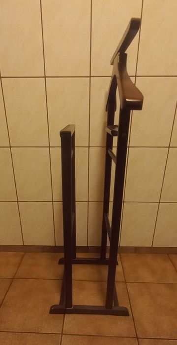 Valet haine din lemn masiv